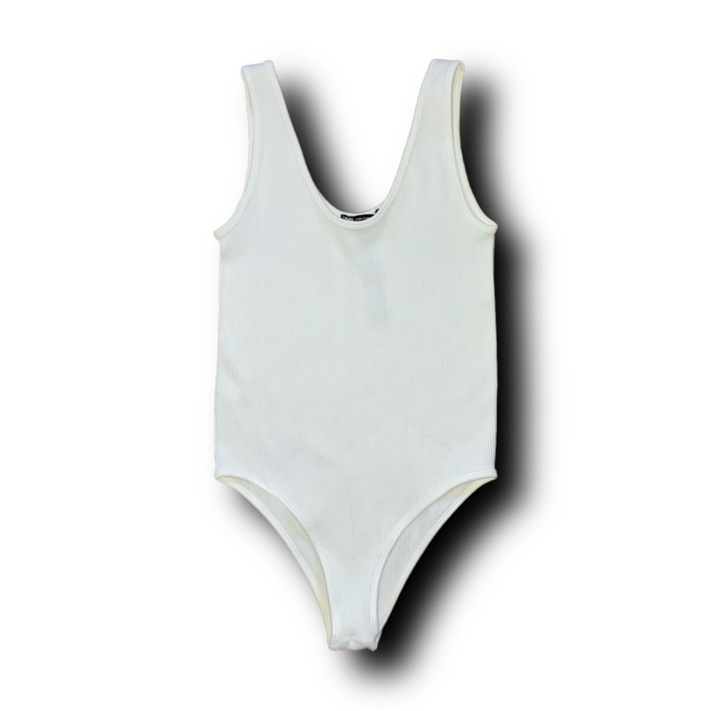 Zara Ribbed White Tank Bodysuit Clean Preppy Aesthetic Base Layer